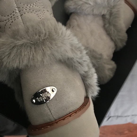 Coach Gray Snow boots - Picture 3 of 4
